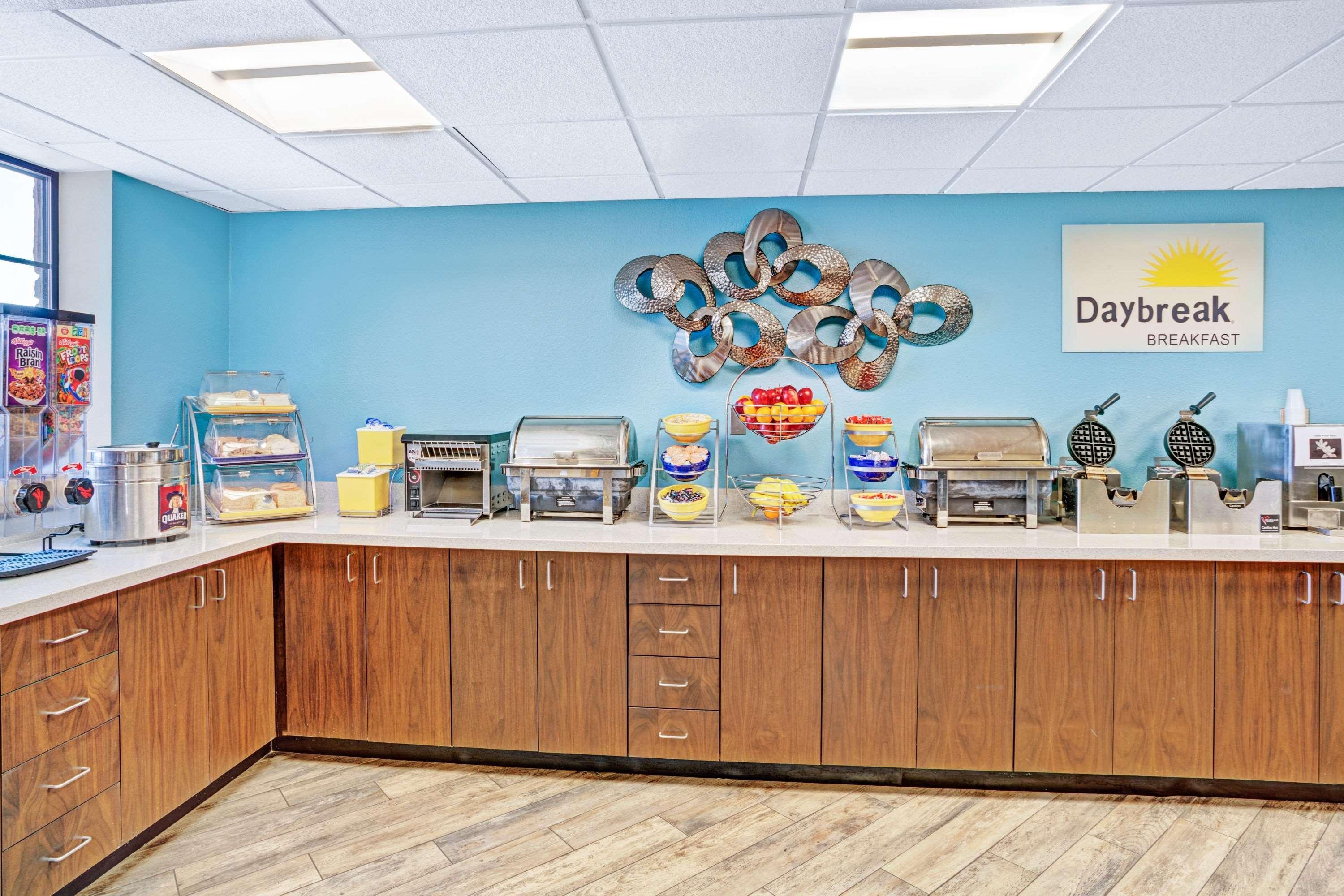 Days Inn & Suites By Wyndham Page Lake Powell Екстер'єр фото